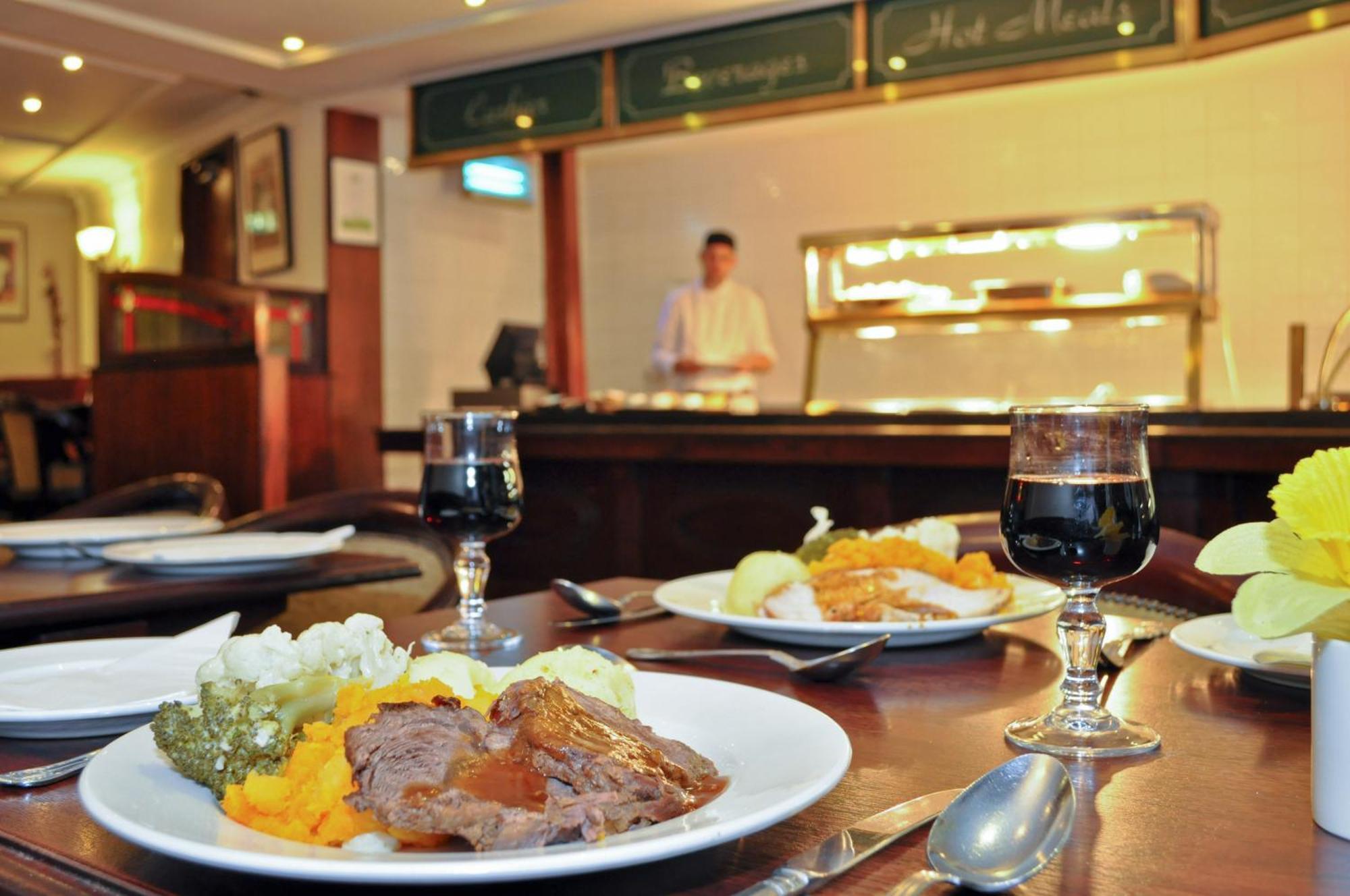 Dalton Inn Hotel Claremorris Kültér fotó