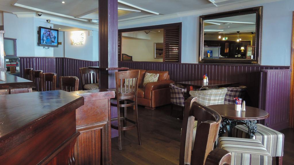 Dalton Inn Hotel Claremorris Kültér fotó