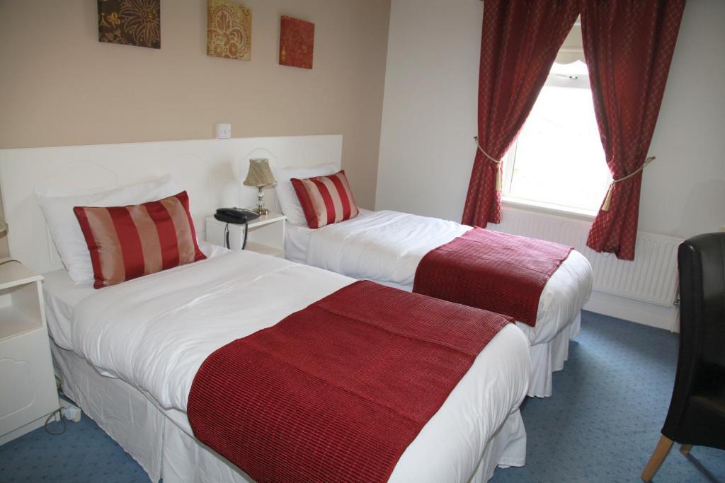 Dalton Inn Hotel Claremorris Szoba fotó